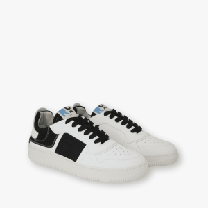 RE Step Black